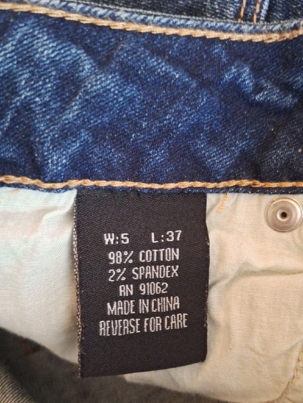 S&D Dark Indigo Flare Jeans with Faded Whiskering. NWT Size 5/30 - Picture 10 of 10